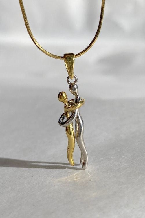 گردنبند آغوش با زنجیر ماری ۱ میل